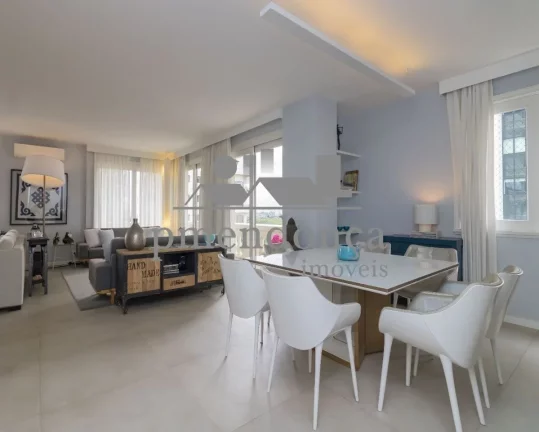 Imagem Apartamento com 258m² no Alto de Pinheiros, 4 suítes e 4 vagas.