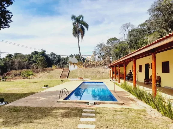 Imagem Chácara à venda em Ibiúna com 4 Dormitórios