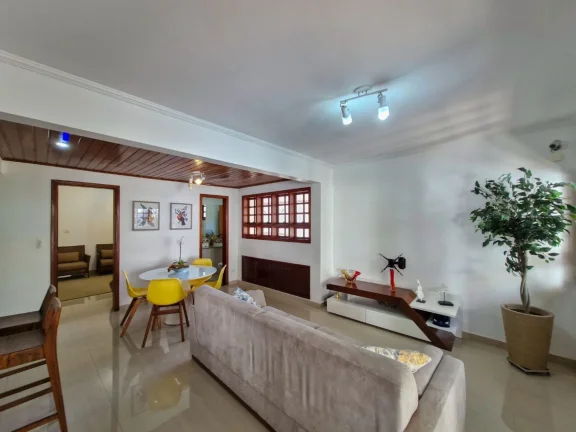 Imagem Imóvel de Luxo: Casa à Venda na Riviera de São Lourenço Módulo 22 com 8 Quartos, 6 Suítes e 6 Vagas de Garagem