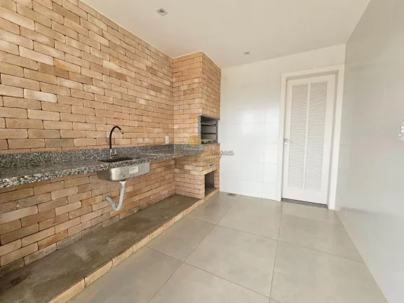 Imagem Terreno em Condomínio para Venda em Teresópolis / RJ no bairro Pessegueiros