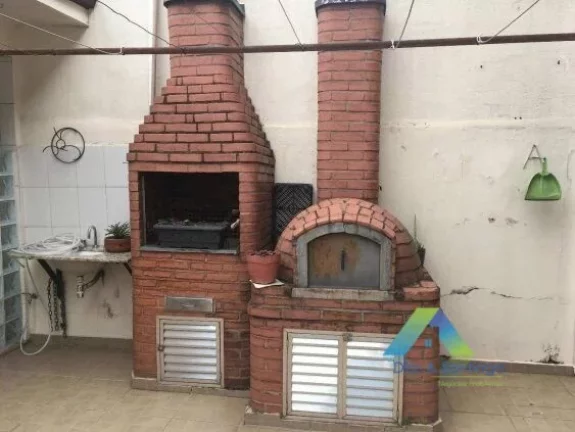 Imagem Sobrado Planalto Paulista 151 metros, 3 dormitórios, 2 vagas, área gourmet com churrasqueira, forno de pizza 2 vagas ótimo valor.