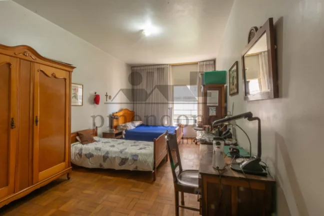 Imagem Apartamento Av Higienópolis com 185m², 3 dormitórios (1 suíte) e 1 vaga com manobrista.