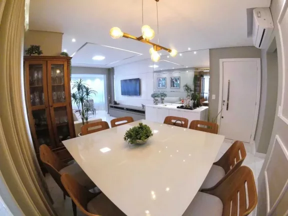 Imagem Apartamento mobiliado com 1 suíte, 2 demi suítes e 1 vaga de garagem em Balneário Camboriú