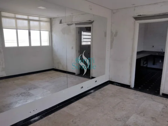 Imagem Casa Comercial à Venda no Jardim Paulista - São Paulo/SP.