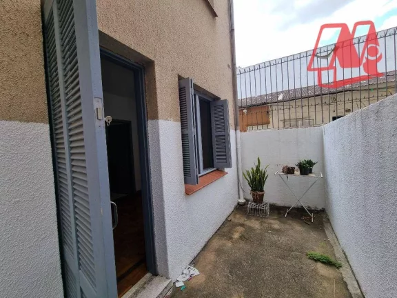 Imagem Kitnet com 1 dormitório para alugar, 29 m² por R$ 1.048,00/mês - Floresta - Porto Alegre/RS