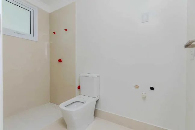 Imagem Apartamento com 3 suítes e 3 vagas de garagem em Balneário Camboriú
