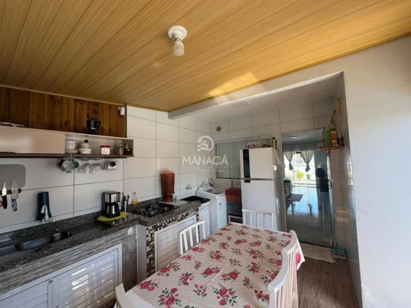 Imagem Casa 2 quartos sendo 1 Suíte e Sala bem Ampla