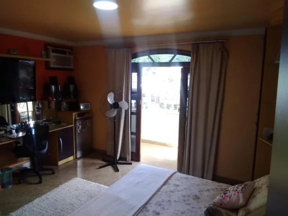 Imagem Casa Duplex para Venda em Rio de Janeiro, Jacarepaguá, 4 dormitórios, 4 suítes, 5 banheiros, 3 vagas