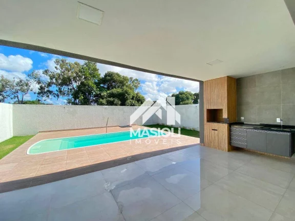 Imagem Casa novinha com 4 suítes