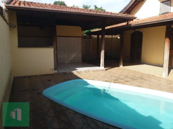 Imagem Casa à venda em Itobi, com 2 quartos