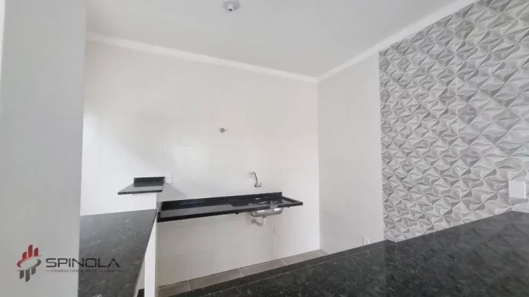 Imagem Casa com 2 dormitórios à venda, 61 m² por R$ 320.000,00 - Vila Caiçara - Praia Grande/SP