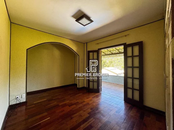 Imagem Casa à venda, 315 m² por R$ 1.180.000,00 - Carlos Guinle - Teresópolis/RJ