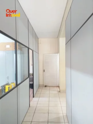 Imagem Imóvel comercial para locação em Ribeirão Preto-SP, no Parque dos Lagos: 2 salas, 3 banheiros, 3 vagas de garagem, 172,98 m².