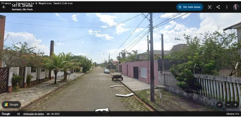 Imagem Sobrado para Venda em Itanhaém, Jd Regina, 3 dormitórios, 1 suíte, 4 banheiros, 3 vagas