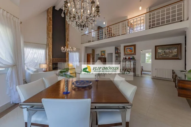 Imagem Casa com 4 dormitórios à venda, 438 m² por R$ 4.200.000,00 - Chácaras Alpina - Valinhos/SP
