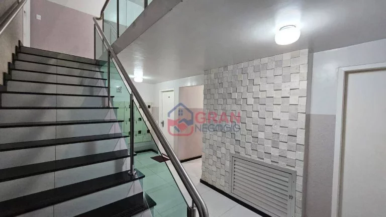 Imagem Apartamento com 3 dormitórios à venda - Pinheirinho