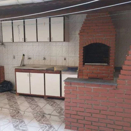 Imagem Sobrado com 3 dormitórios para alugar, 190 m² por R$ 2.814/mês - Parque Marajoara - Santo André/SP