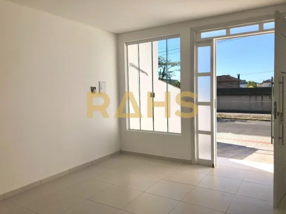 Imagem Ótimo sobrado geminado de canto localizado em Pirabeiraba, próximo ao Restaurante Gute Küche, em ...