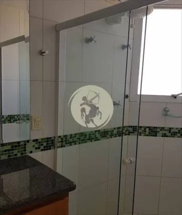 Imagem Casa maravilhosa a venda em condomínio fechado em Santos