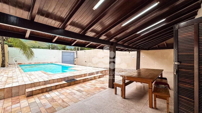 Imagem Casa com 2 dormitórios à venda, por R$ 650.000 - Maranduba - Ubatuba/SP