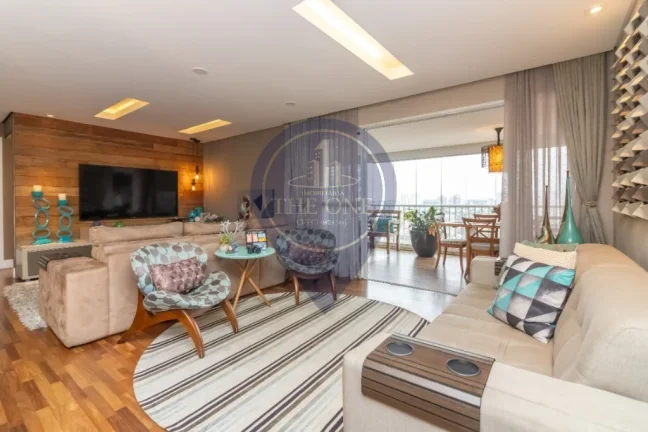 Imagem Imperdível apartamento à venda em São Paulo-SP, Vila Gumercindo: 3 quartos, 3 suítes, 2 salas, 5 banheiros, 3 vagas, 137m².