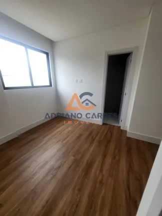 Imagem Adriano Carpes Imóveis vende apartamento com 3 dormitórios sendo duas suíte