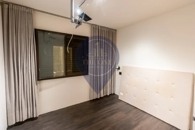 Imagem Apartamento à venda na Vila Olímpia, São Paulo-SP: 2 quartos, 1 suíte, 2 salas, 3 banheiros, 1 vaga de garagem e 80m² de área.