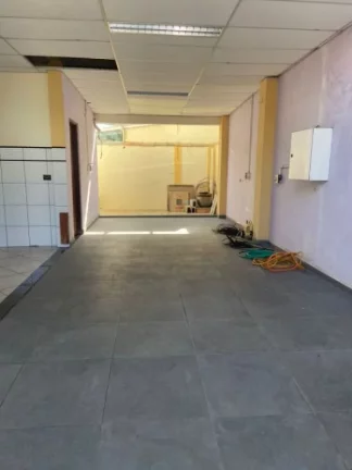 Imagem IMÓVEL NO VILA BRANCA, PODENDO SER USADO COMO PONTO COMERCIAL