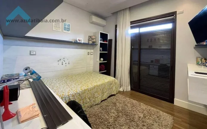 Imagem Sobrado de alto padrão com 4 suítes e piscina à venda  Atibaia