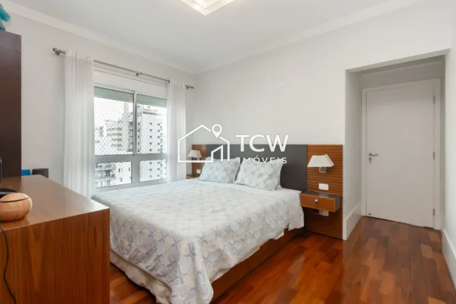 Imagem Apartamento 3 Suítes em Aclimação SP