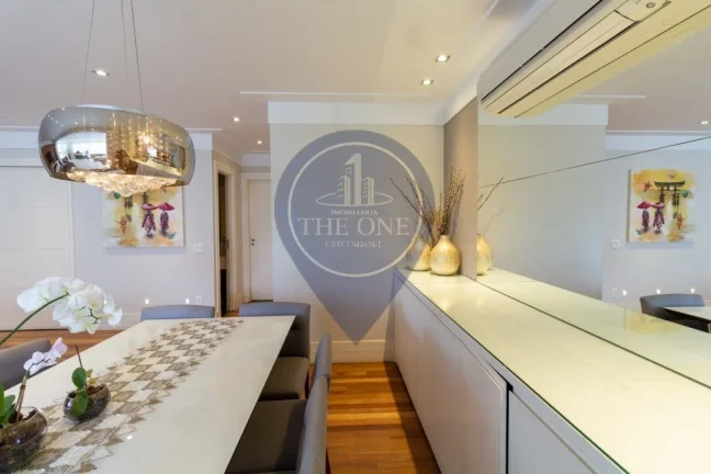 Imagem Apartamento de luxo em Moema, São Paulo-SP: 4 quartos, 3 suítes, 2 salas, 4 banheiros, 3 vagas de garagem, 181m².