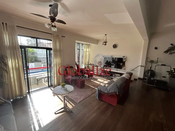 Imagem Casa com 4 Dormitórios à venda com 2 vagas de garagem no bairro do Embaré em Santos por R$1.280.000,00