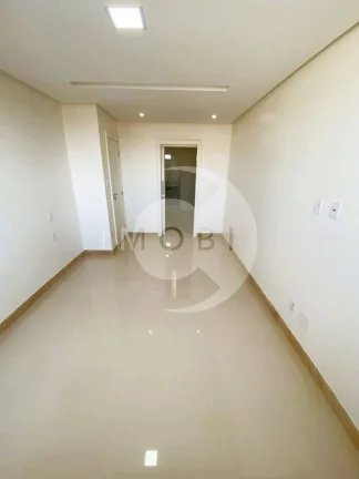 Imagem Casa à venda no Condomínio Rota do Sol - 4 suítes, área de lazer!