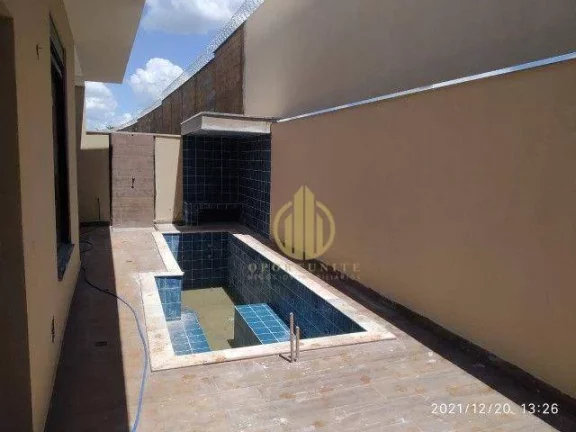 Imagem Casa no Condomínio San Paolo com 3 suítes e piscina.