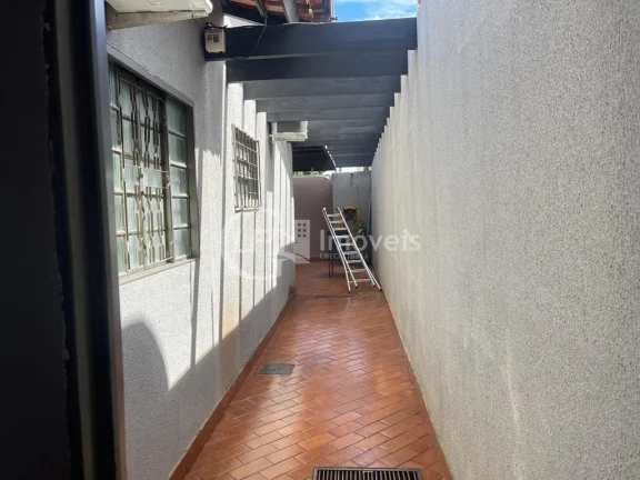 Imagem Imperdível oportunidade de casa à venda em Campo Grande-MS, bairro Nova Lima! 3 quartos, 1 suíte, 3 salas, 3 banheiros, 3 vagas de garagem, 260m².