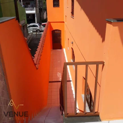 Imagem Sobrado com 3 dormitórios à venda, 274 m² por R$ 529.400,00 - Jardim Las Vegas - Santo André/SP