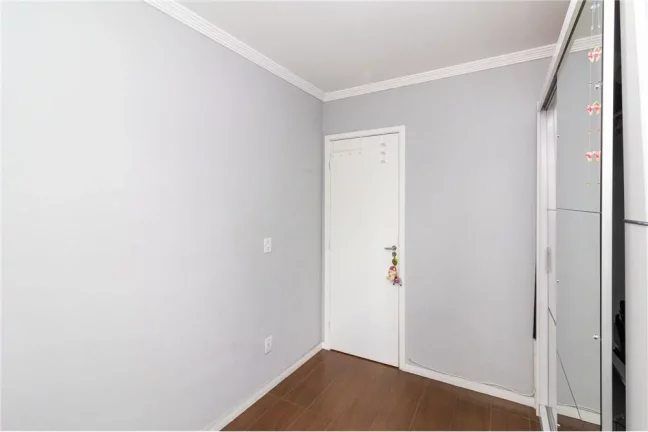 Imagem Apartamento com 3 dormitórios, 60m², com sacada - condomínio com piscina - Jaraguá/SP