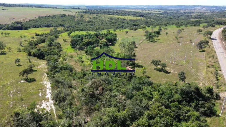 Imagem Chácara com 30,87 Hectares beira asfalto 85 kms de Goiânia