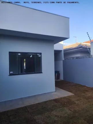 Imagem Casa Geminada para Venda em Marialva, Jardim Itália, 3 dormitórios, 1 banheiro, 2 vagas