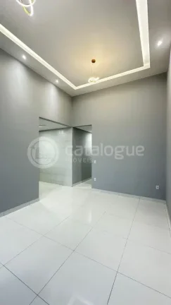 Imagem LINDA CASA EM NOVA ESPERANÇA