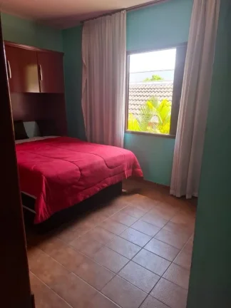 Imagem Casa para Venda em Santo André, Campestre, 5 dormitórios, 2 suítes, 3 banheiros, 4 vagas