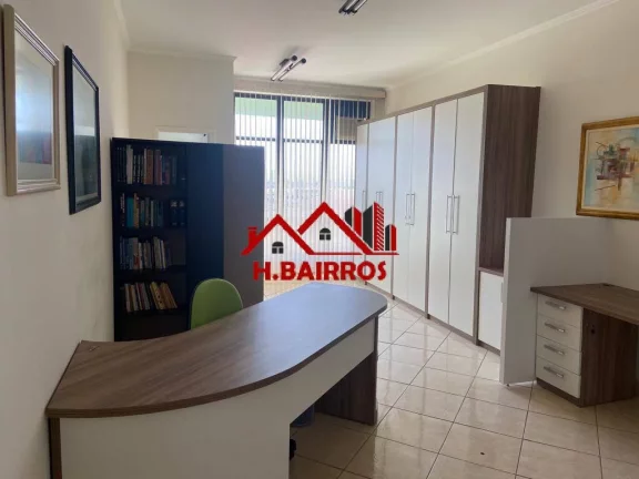 Sala com 30m Mobiliada à Venda no Edifício New Port - Jardim Sat?(C)lite
