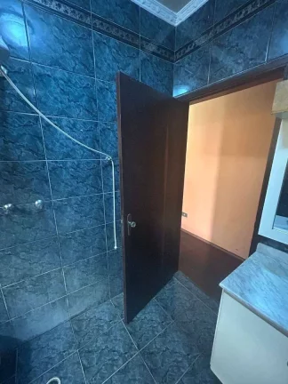Imagem Sobrado com 3 dormitórios à venda, 186m² por R$ 450.000,00 - Parque Maraj
