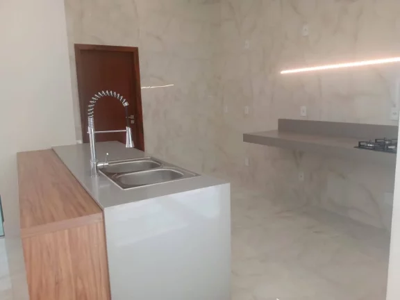 Imagem Casa Térrea à Venda no Condomínio Quintas da Barra (Pé de Areia) - Acesso Privativo ao Mar!