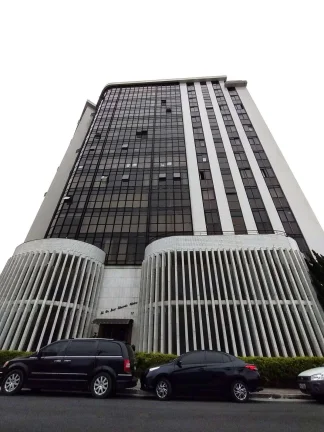 Imagem Viva com Elegância e Conforto: Apartamento de 4 Quartos no Coração da Cidade!