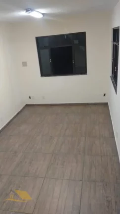 Imagem Vendo Casa na Chácara do Paraiso, rua do Moinho com 1 Quarto e Quintal