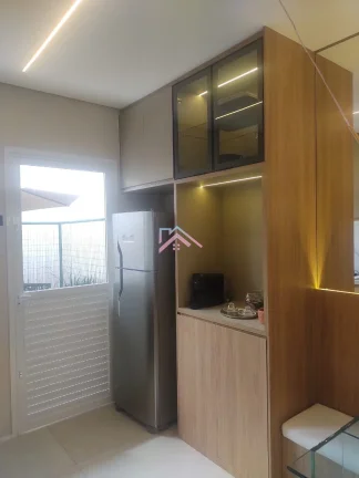 Imagem Casas à venda condomínio fechado Villagio Eucaliptos - Área útil 58 m2 com 2 dormitórios sendo 1 suí