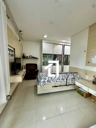 Imagem Casa | Condominio Fechado | 4 Suítes com Piscina Privativa | 352m2