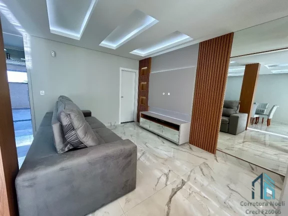Imagem Sobrado Mobiliado com terraço , 03 quartos c/suíte, 04 vagas, no Pinheirinho em Curitiba PR