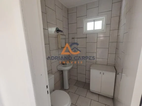Imagem Casa com 4 quartos há 700 metros da praia no bairro Meia Praia em Navegantes a venda na Adriano Carpes Imóveis vende